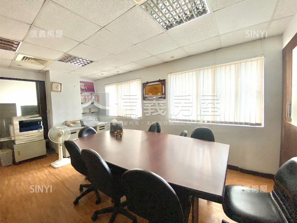 中科西屯商辦工作室可營登房屋室內格局與周邊環境