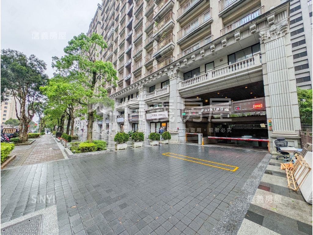 精美法國四季美屋房屋室內格局與周邊環境