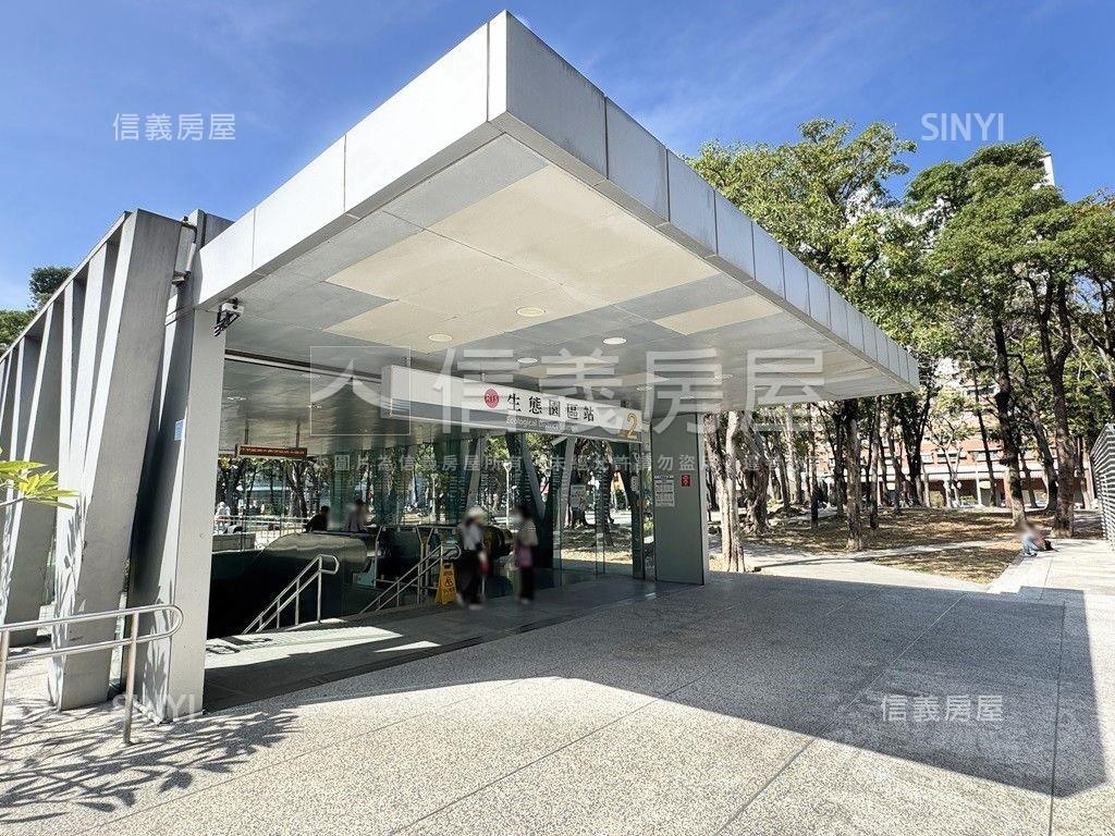 捷運公園首排高樓四房平移房屋室內格局與周邊環境