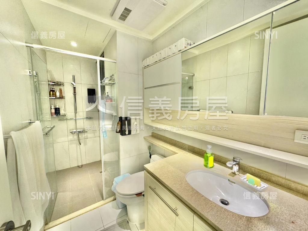 河藍灣⭐質感裝潢邊間三房房屋室內格局與周邊環境