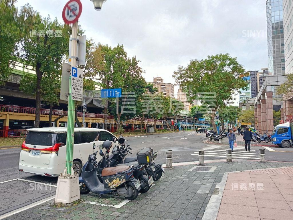 松江南京挑高店辦房屋室內格局與周邊環境