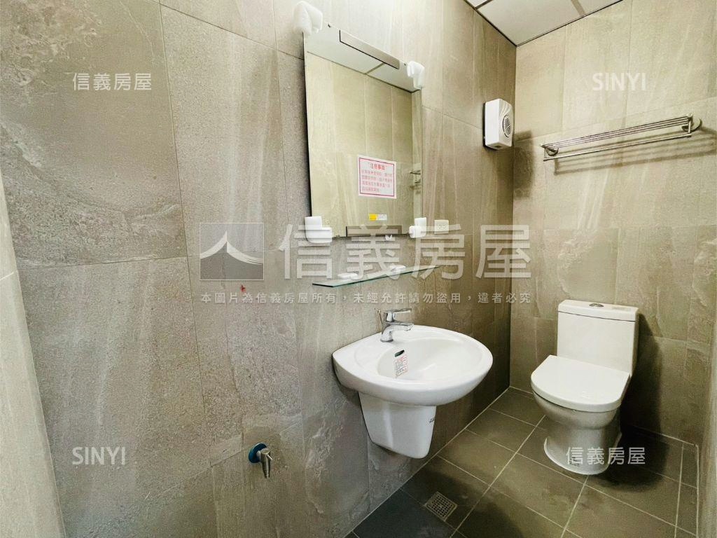 鳳山整新住辦店含平車Ⅲ房屋室內格局與周邊環境