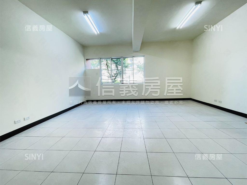 鳳山整新住辦店含平車Ⅲ房屋室內格局與周邊環境