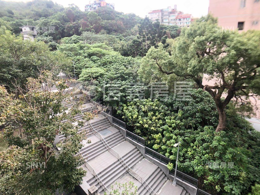 奇岩森原六六精裝套房房屋室內格局與周邊環境