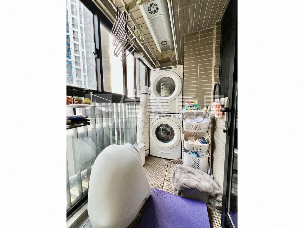 水沐芳華美宅附車位房屋室內格局與周邊環境