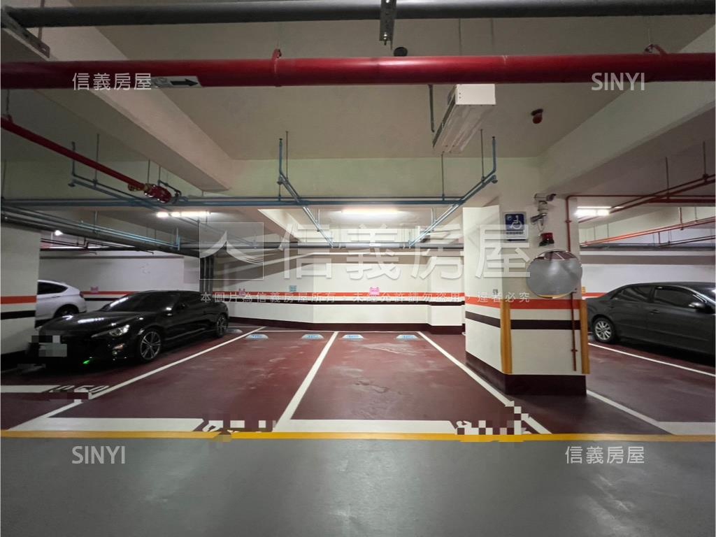 水沐芳華美宅附車位房屋室內格局與周邊環境