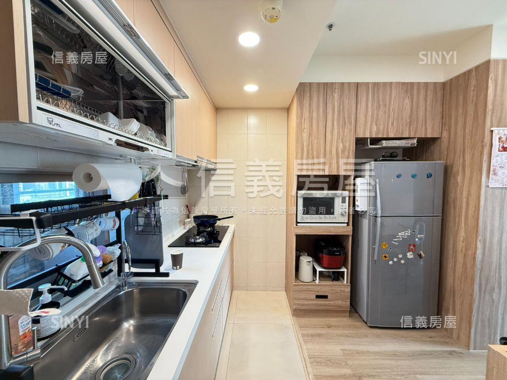 近台茂－專任高樓兩房平車房屋室內格局與周邊環境