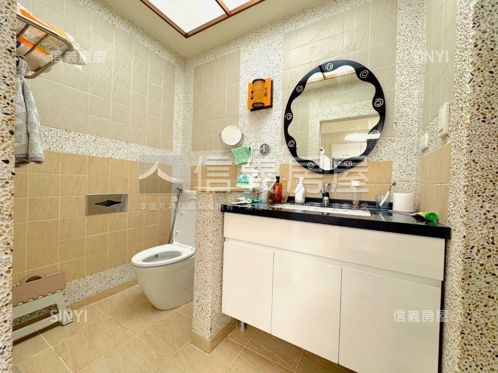 稀有次頂樓採光美屋附平車房屋室內格局與周邊環境