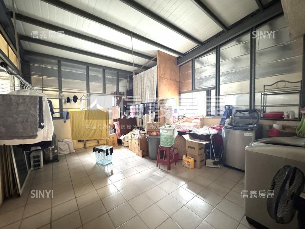 近東海商圈雙拼美墅Ｂ房屋室內格局與周邊環境