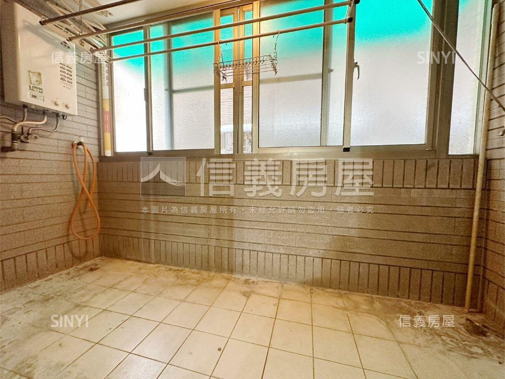 鄉城新好國宅兩房房屋室內格局與周邊環境