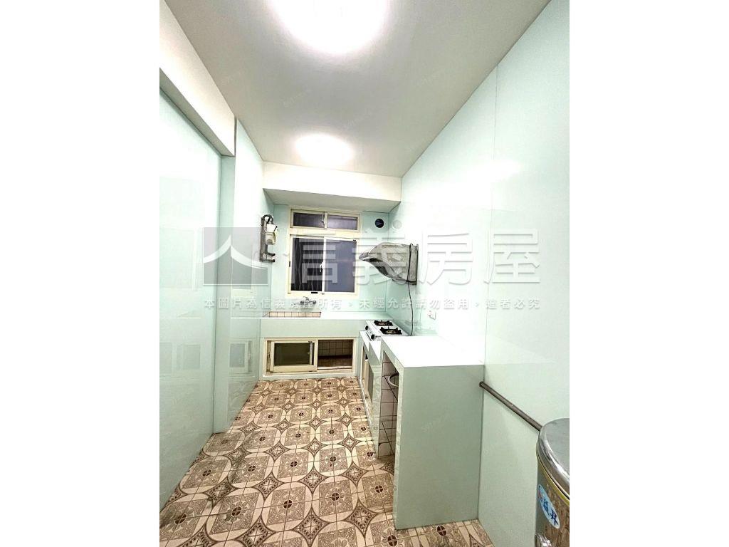 皇翔來青後方公寓二樓房屋室內格局與周邊環境