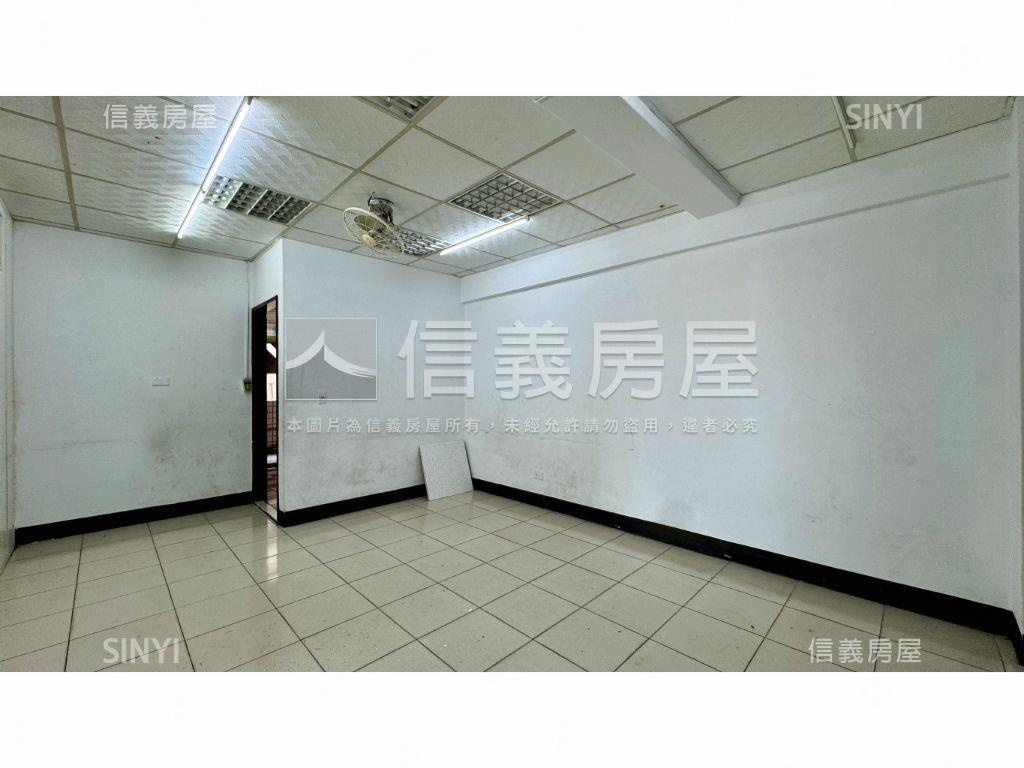 三峽區公所對面電梯三房房屋室內格局與周邊環境