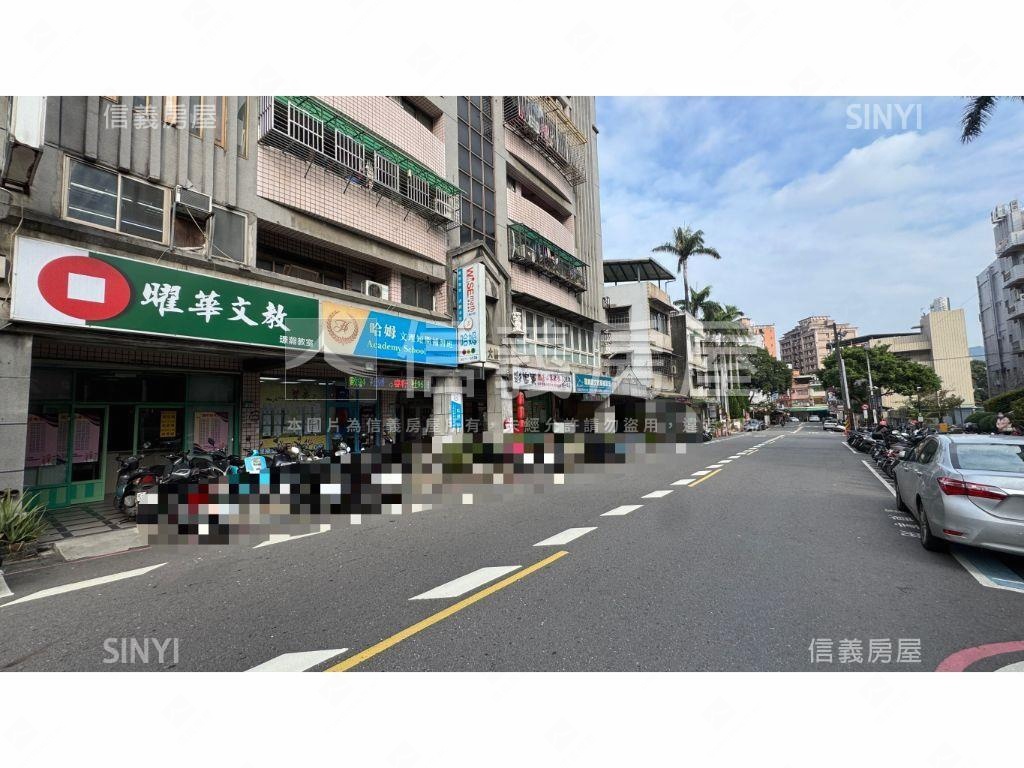 三峽區公所對面電梯三房房屋室內格局與周邊環境