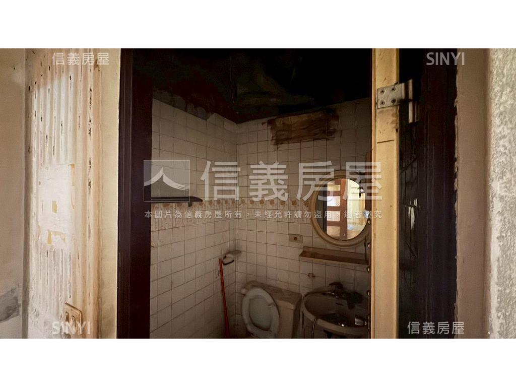 近公園稀有大庭院邊間三房房屋室內格局與周邊環境