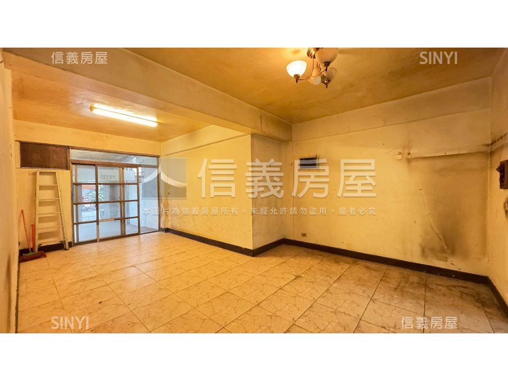 近公園稀有大庭院邊間三房房屋室內格局與周邊環境