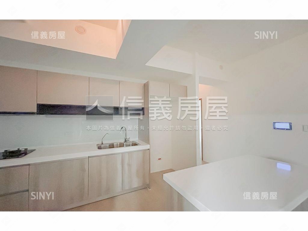 近十四期全新四房雙平車房屋室內格局與周邊環境