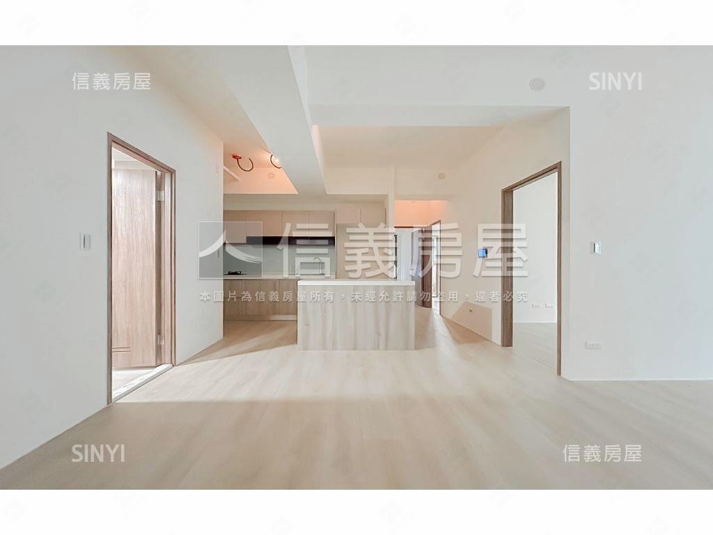 近十四期全新四房雙平車房屋室內格局與周邊環境