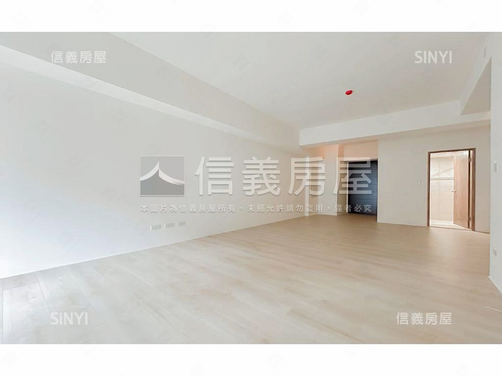 近十四期全新四房雙平車房屋室內格局與周邊環境