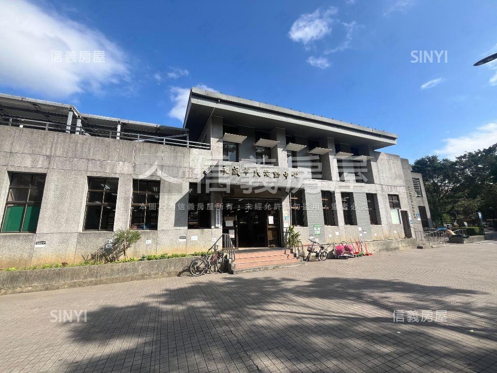 三和國中捷運美裝公寓房屋室內格局與周邊環境