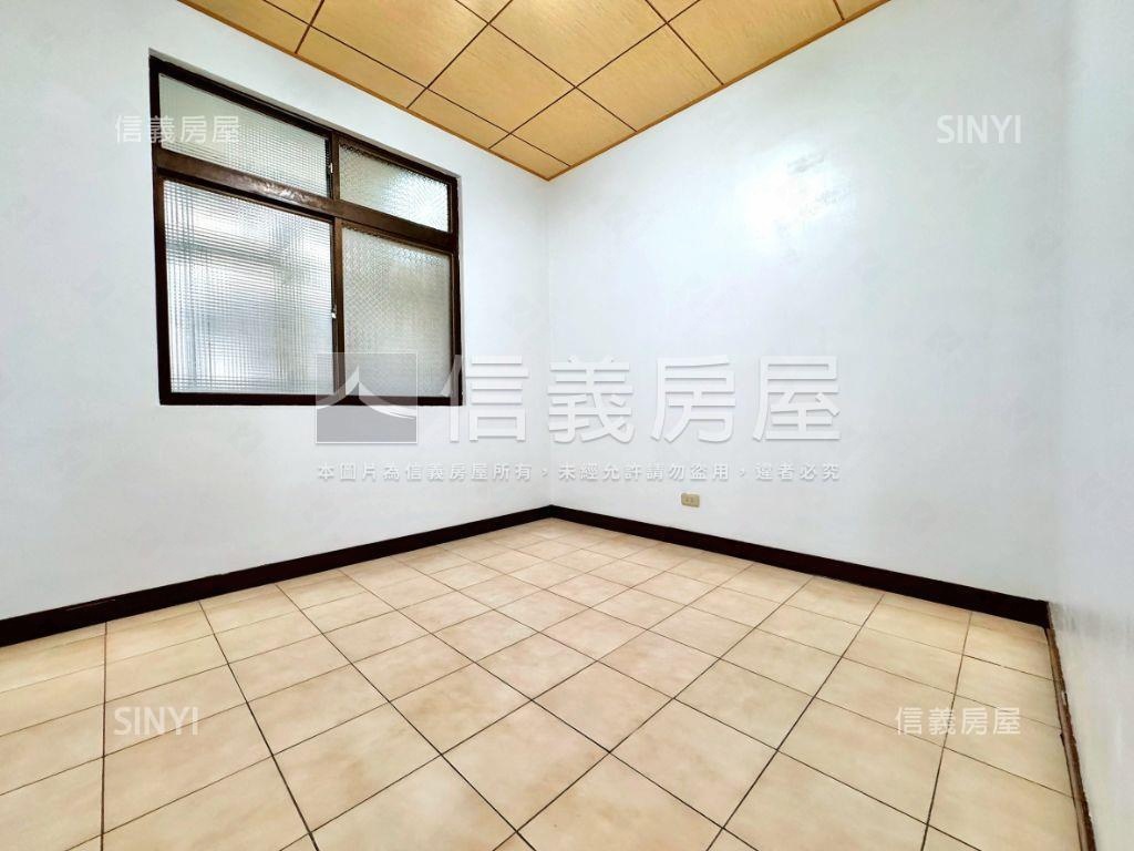 誠意出售。後港公寓三房房屋室內格局與周邊環境