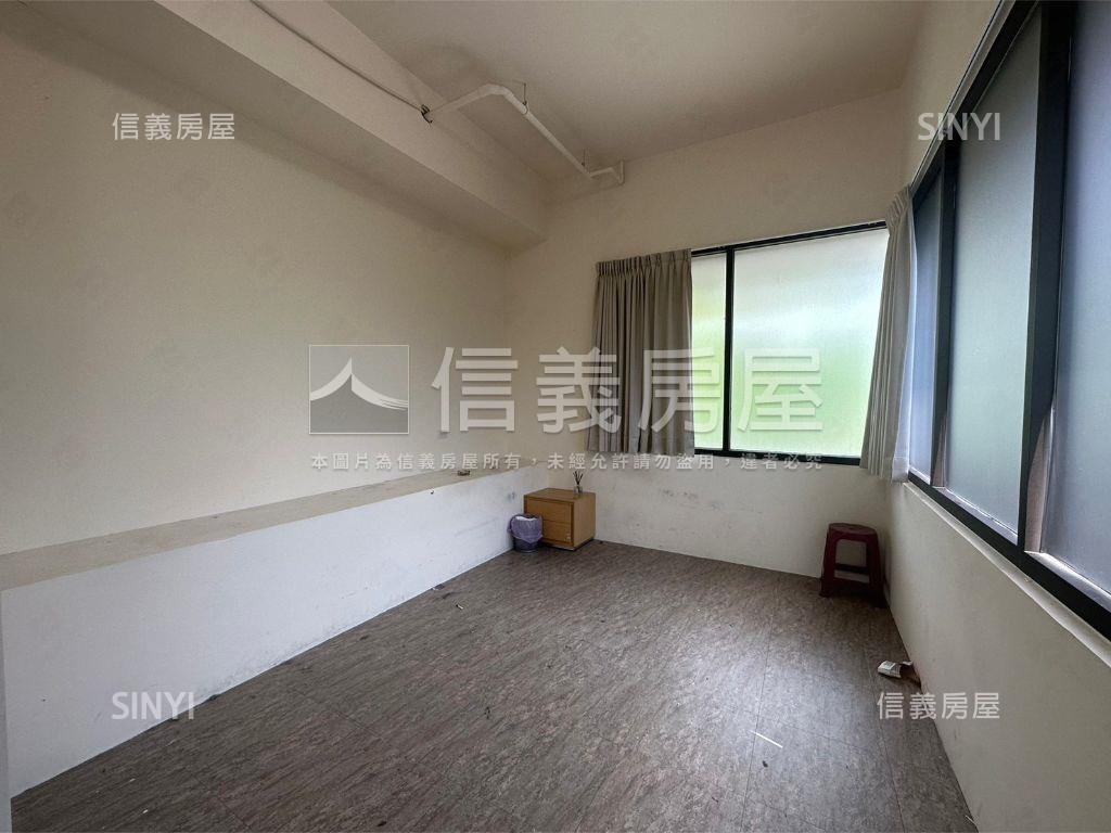 近未來捷運紫線新平站店面房屋室內格局與周邊環境