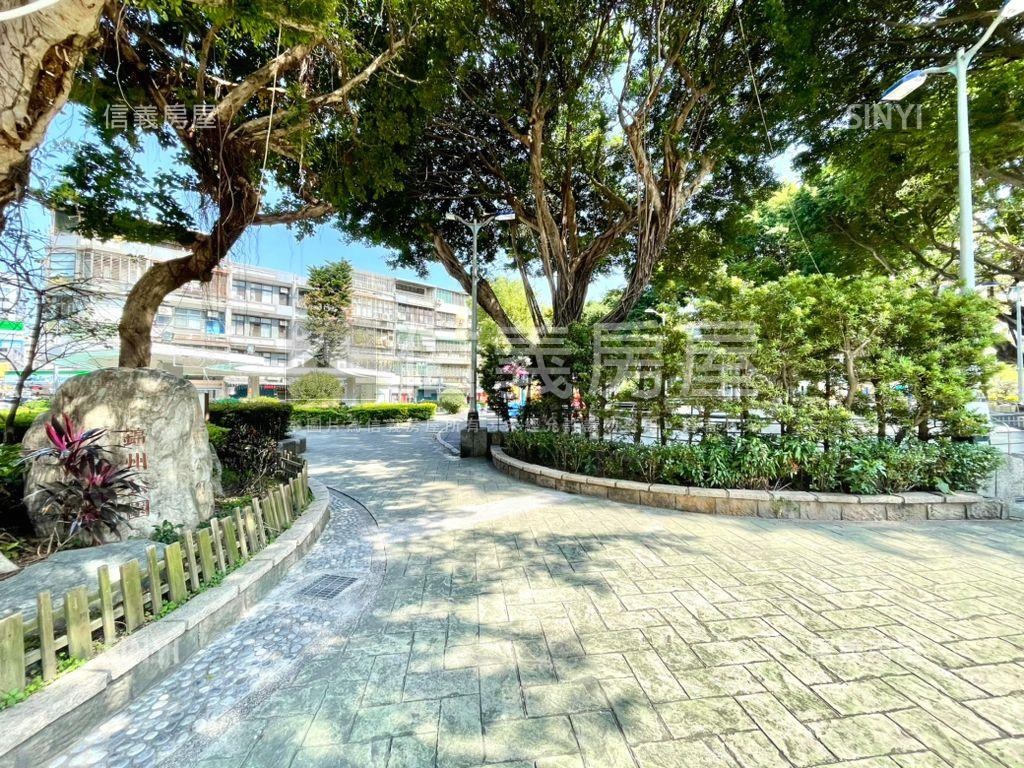 正面錦州公園４房稀有公寓房屋室內格局與周邊環境