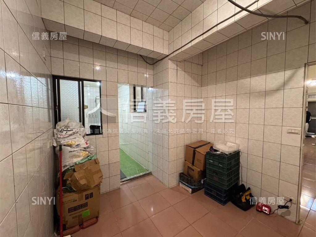 信義公園靜巷方便停車房屋室內格局與周邊環境