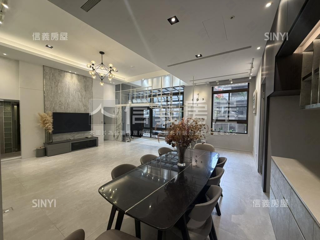 仁愛國寶挑高一樓精美屋房屋室內格局與周邊環境