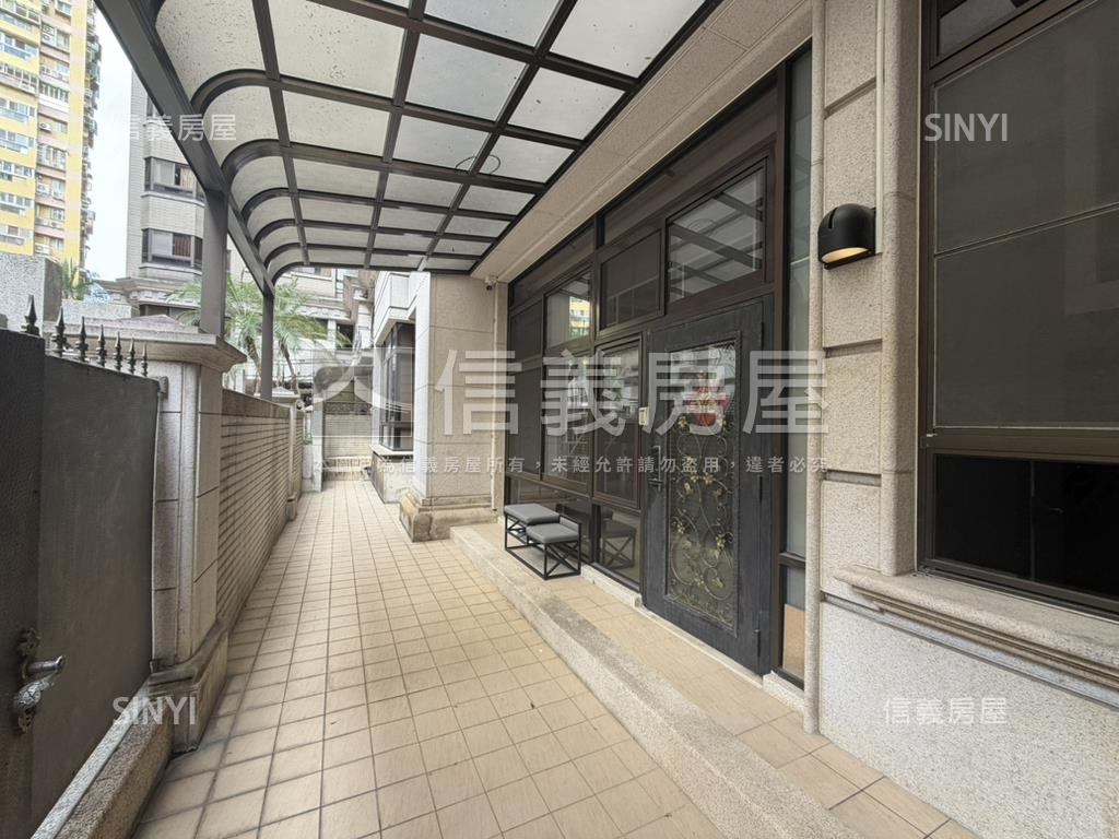 仁愛國寶挑高一樓精美屋房屋室內格局與周邊環境