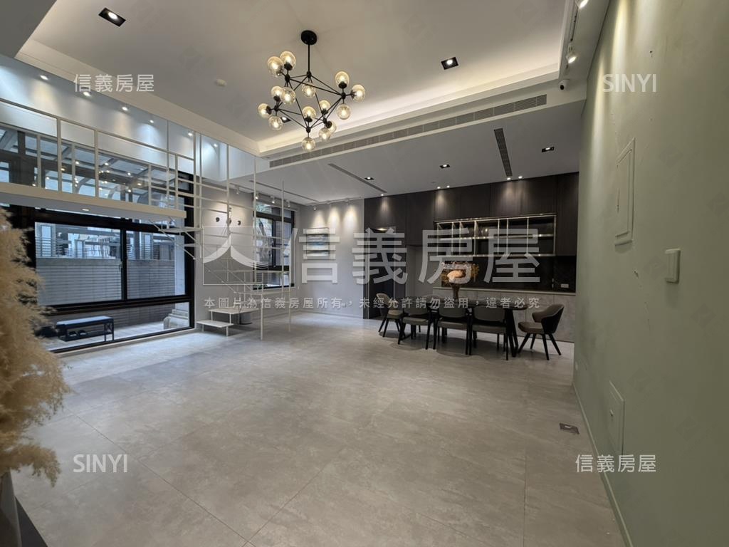 仁愛國寶挑高一樓精美屋房屋室內格局與周邊環境