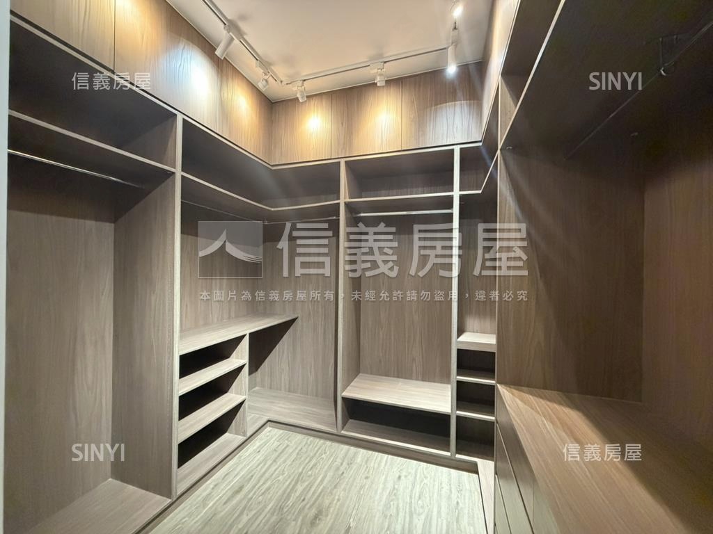 仁愛國寶挑高一樓精美屋房屋室內格局與周邊環境