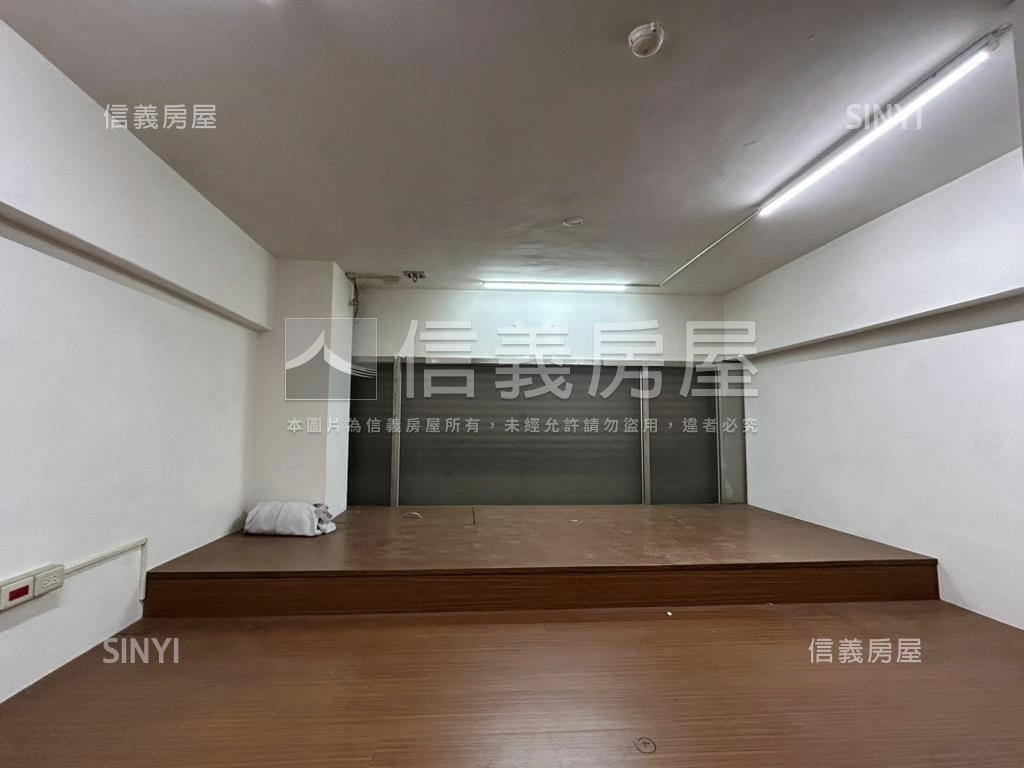 長春獨立三層店住雙用宅房屋室內格局與周邊環境