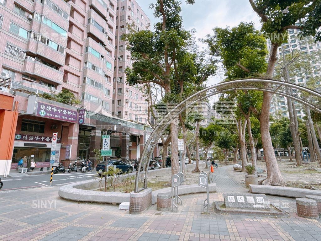 蕭邦森林系大兩房平車房屋室內格局與周邊環境