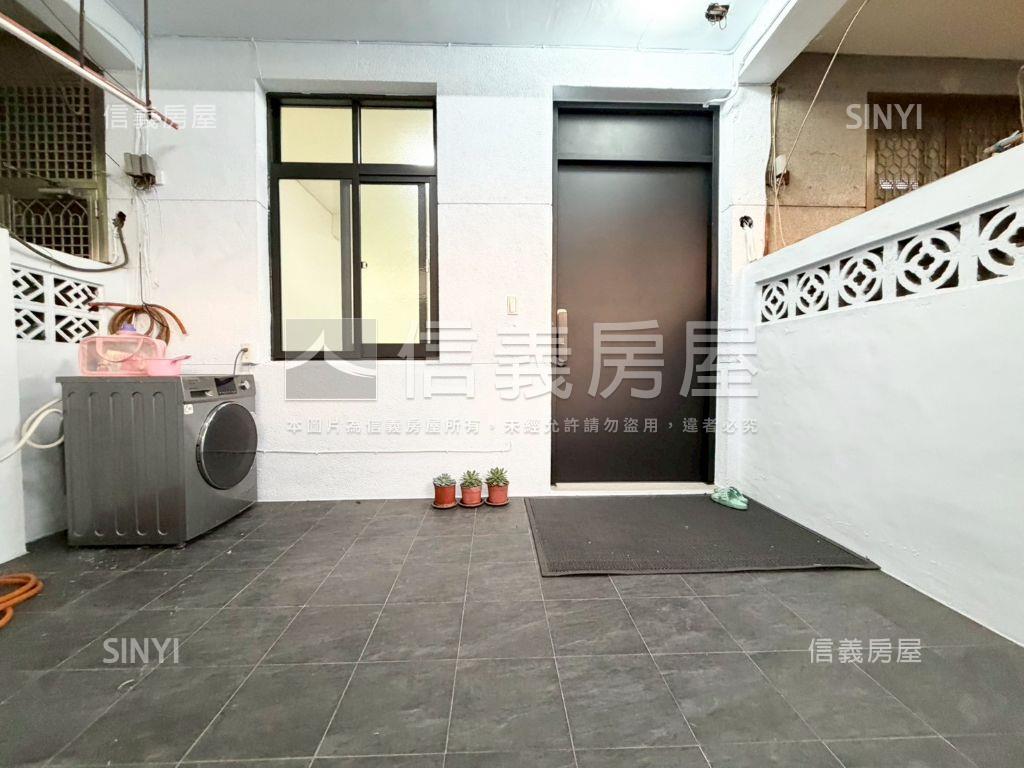 太平低總價重新整理透天房屋室內格局與周邊環境