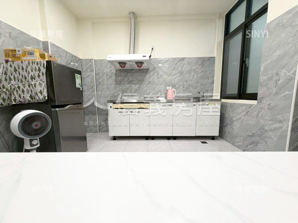 太平低總價重新整理透天房屋室內格局與周邊環境