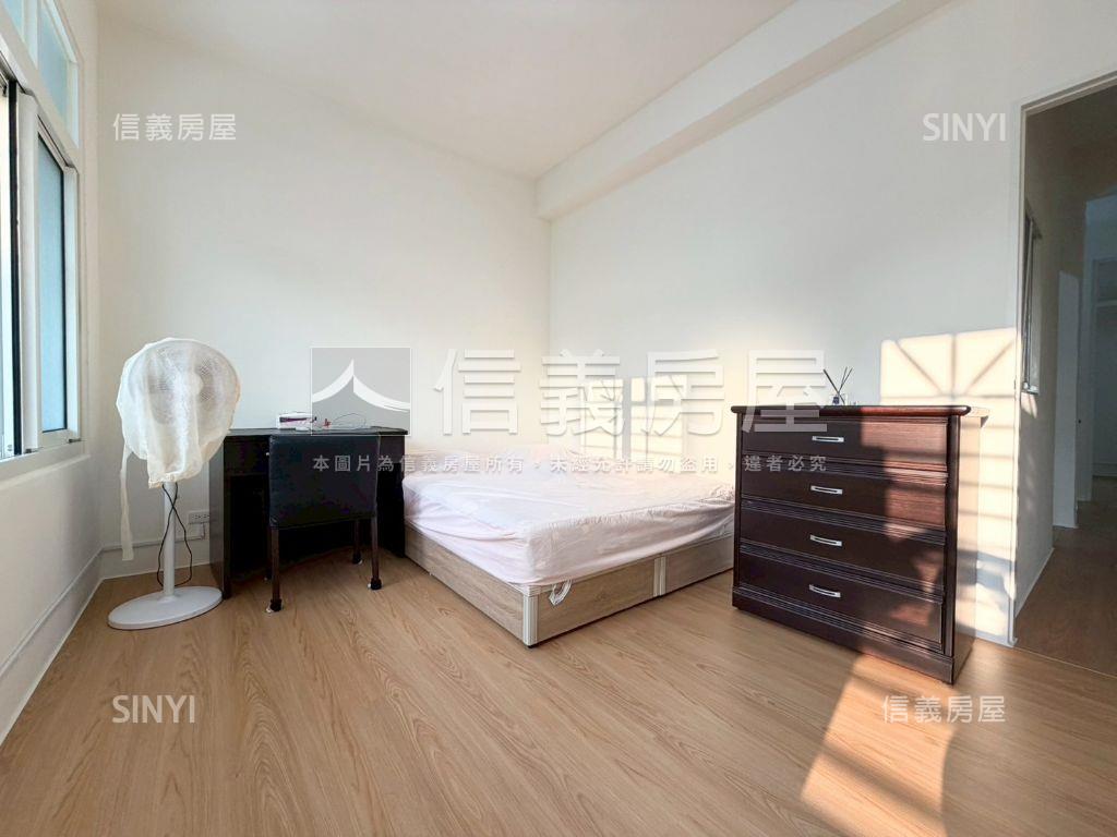 太平低總價重新整理透天房屋室內格局與周邊環境