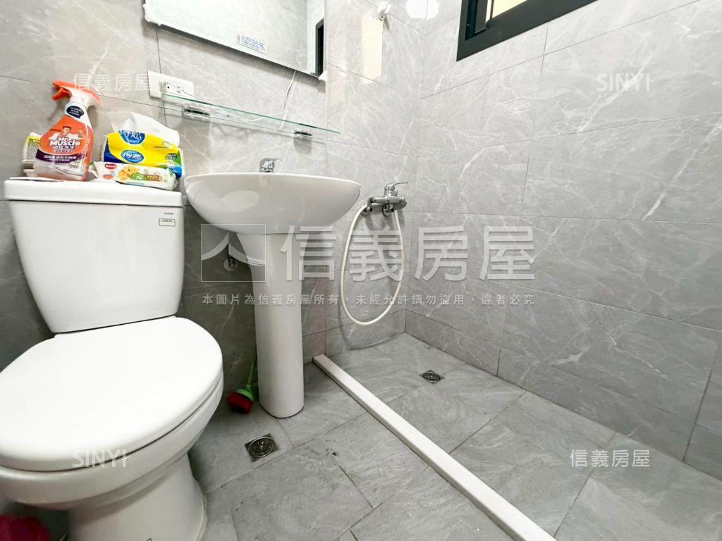 太平低總價重新整理透天房屋室內格局與周邊環境