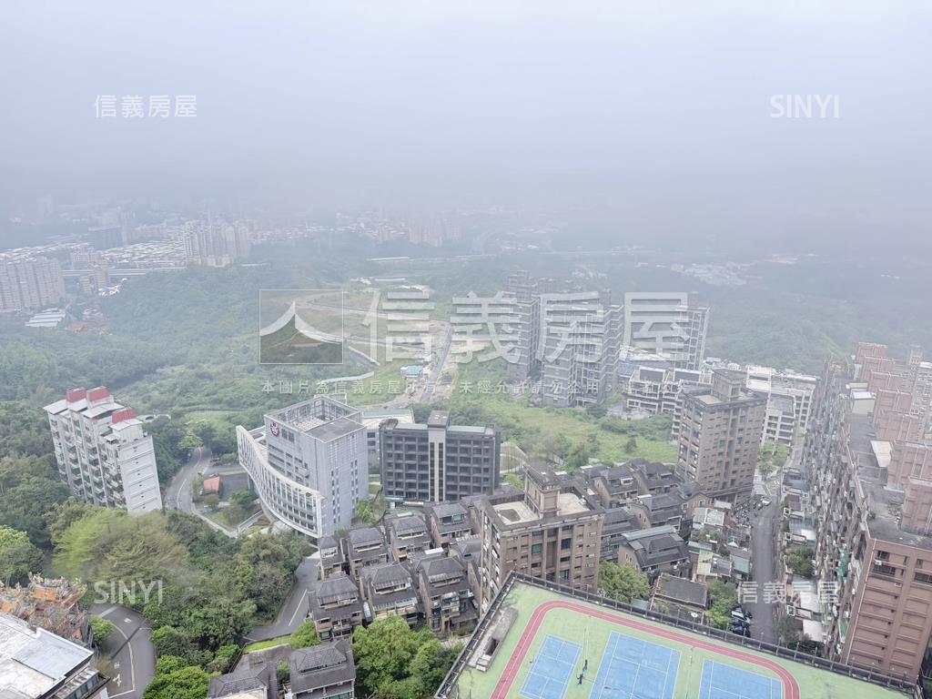 白雲山莊大坪數毛胚屋房屋室內格局與周邊環境