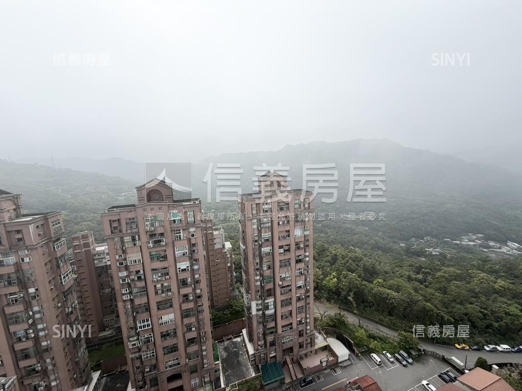 白雲山莊大坪數毛胚屋房屋室內格局與周邊環境