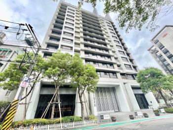 新埔捷運稀有精裝三房車位