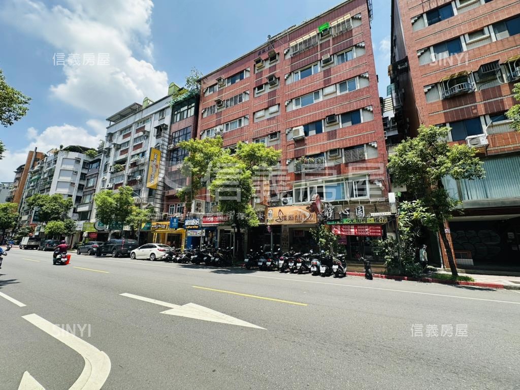 近世貿★致富金店★房屋室內格局與周邊環境