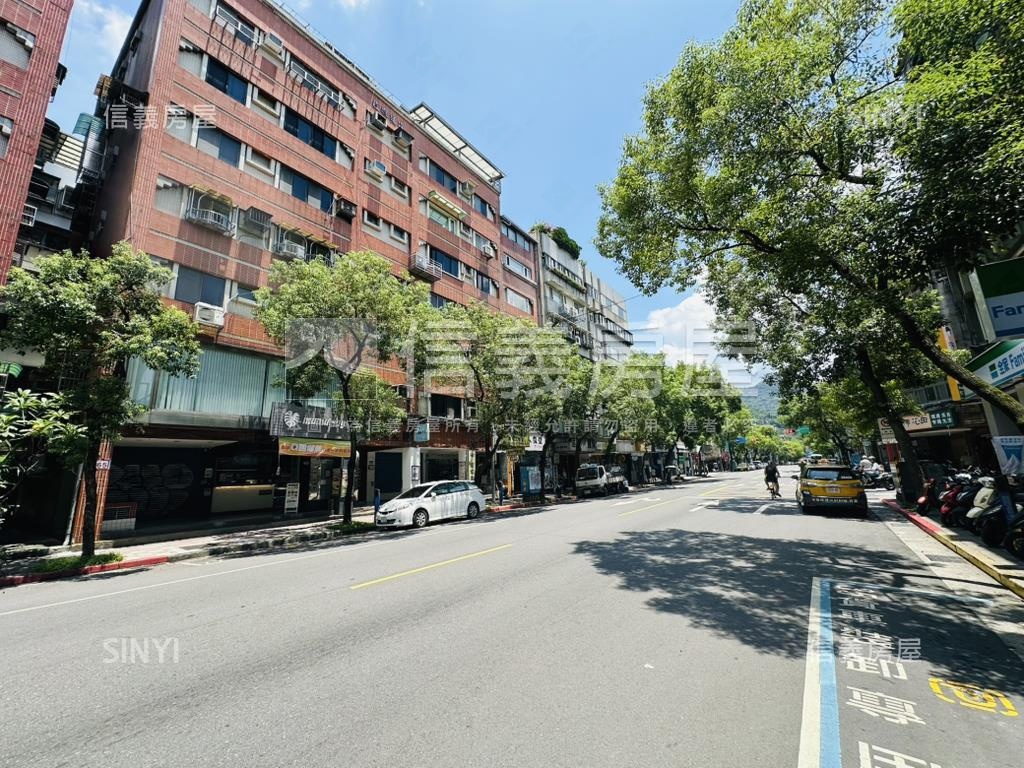 近世貿★致富金店★房屋室內格局與周邊環境