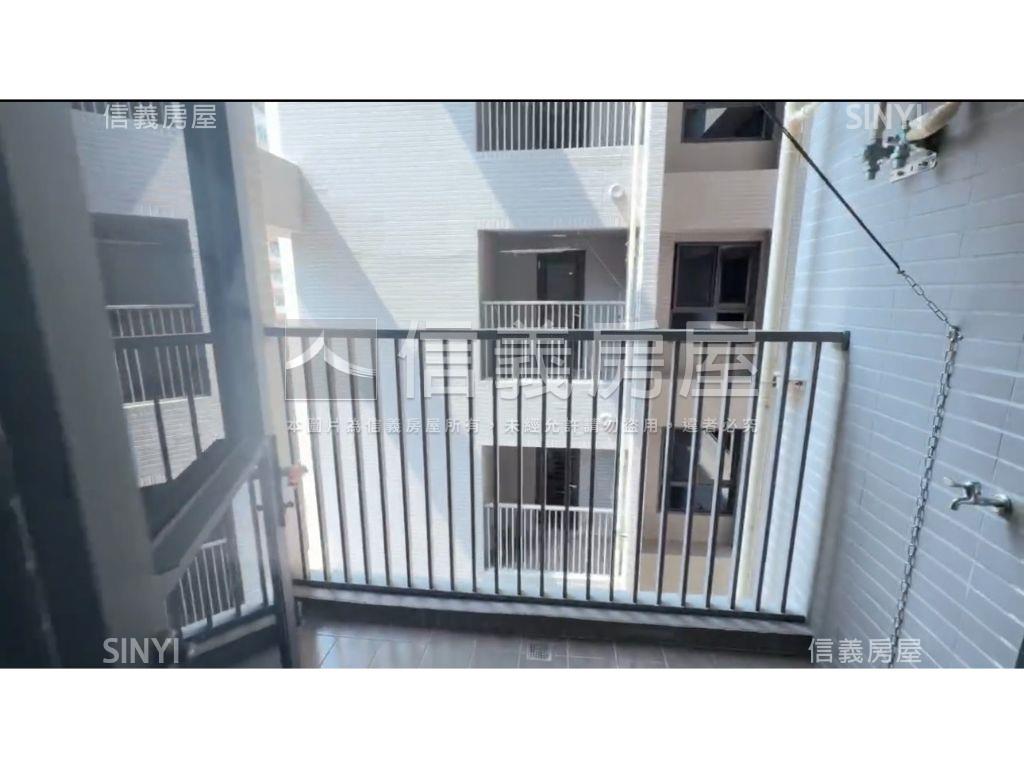 皇翔泱美獨立廚房大兩房房屋室內格局與周邊環境