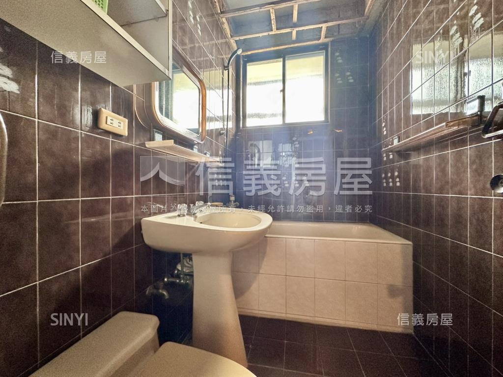 店長推薦區公所邊間大空間房屋室內格局與周邊環境