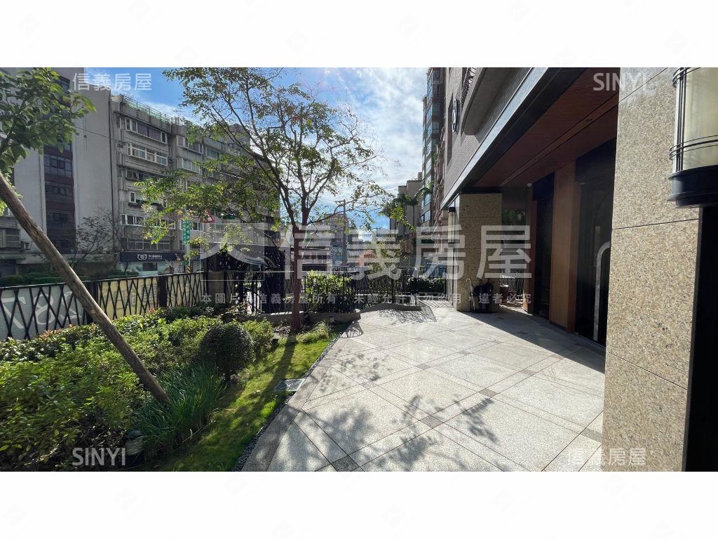 全新昇陽麗鉑三房＋坡平車房屋室內格局與周邊環境