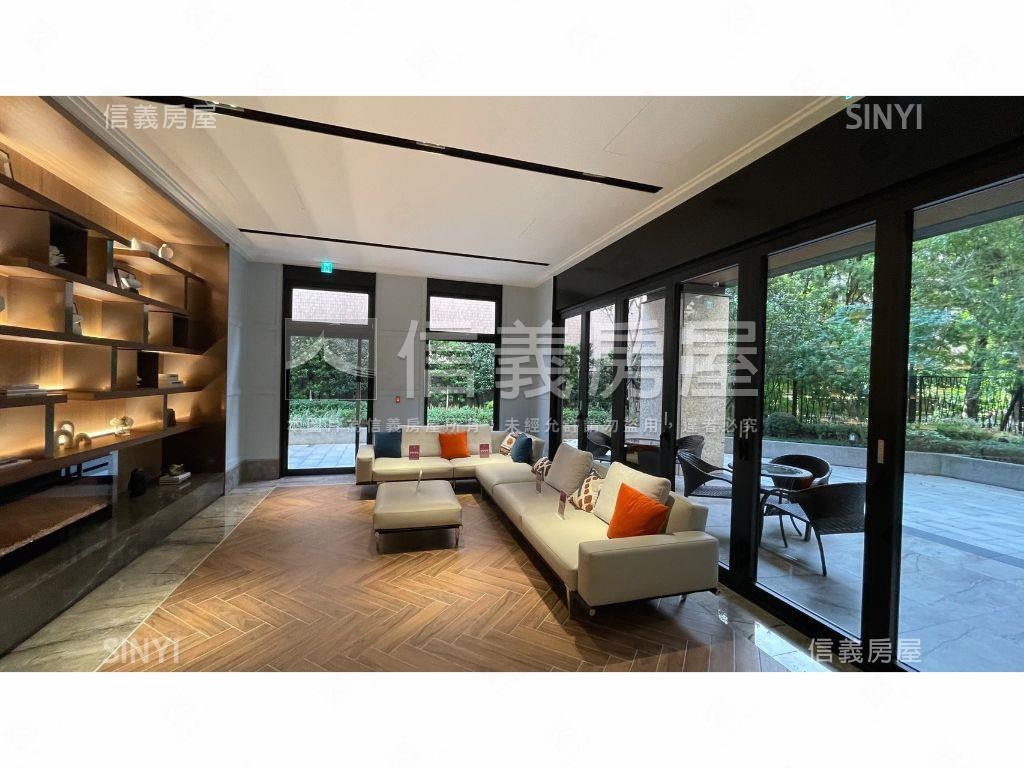 全新昇陽麗鉑三房＋坡平車房屋室內格局與周邊環境