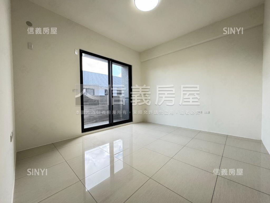 麻豆全新六房透天房屋室內格局與周邊環境