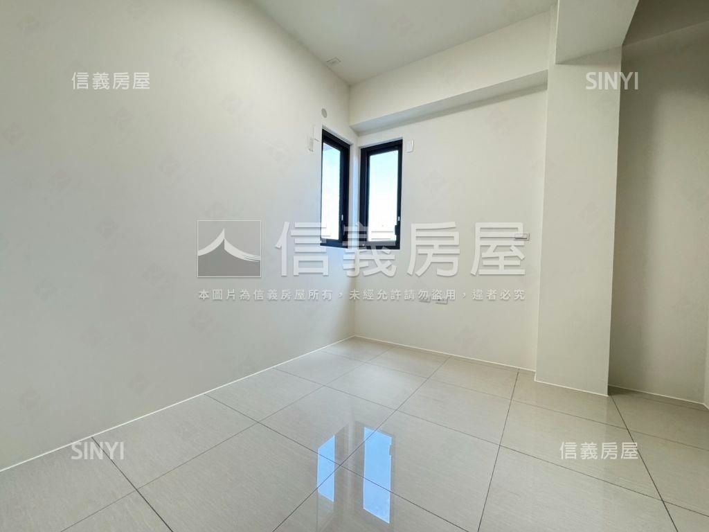 麻豆全新六房透天房屋室內格局與周邊環境