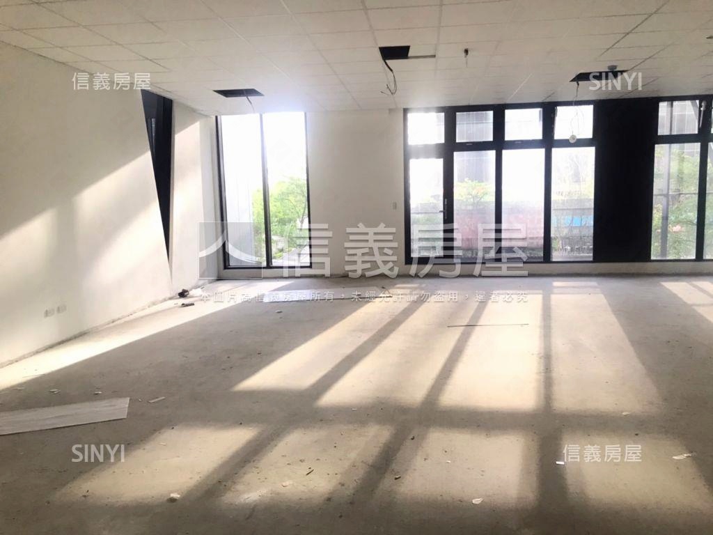 富霖雙星露臺戶辦公室房屋室內格局與周邊環境