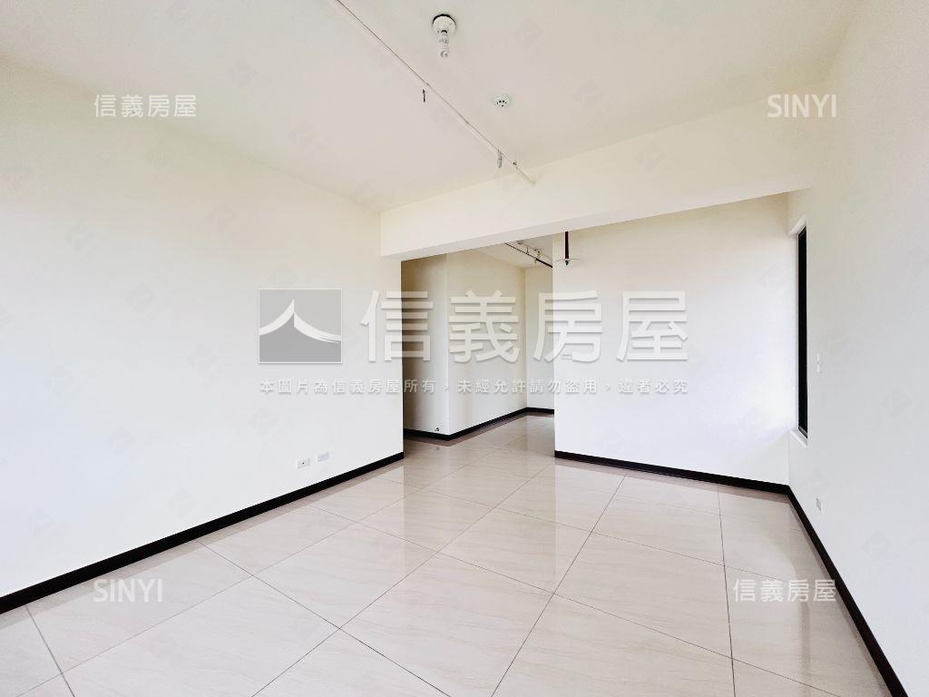 國家苑帝王景觀四房雙車位房屋室內格局與周邊環境